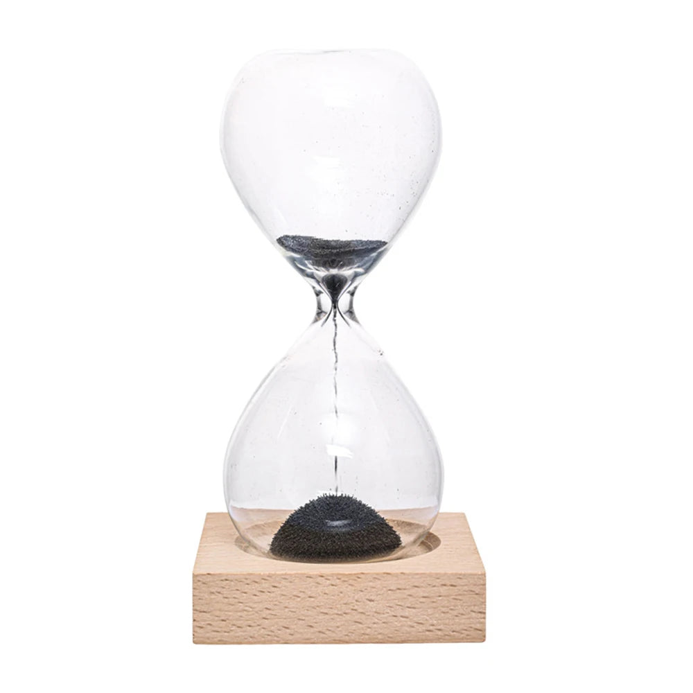 Reloj de arena personalizado con nombre y base de madera, diseño creativo con efecto natural en espejo, ideal para regalo de boda, fiesta y decoración elegante.