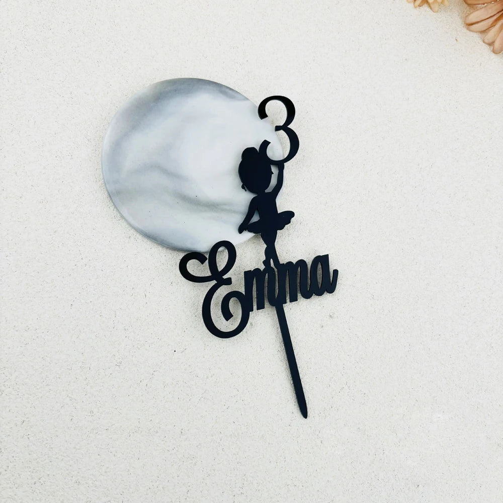 Topper acrílico personalizado para pastel con nombre y edad