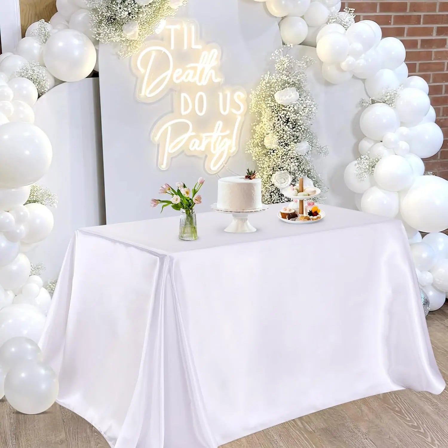 Mantel de Satén Burdeos para Bodas y Eventos