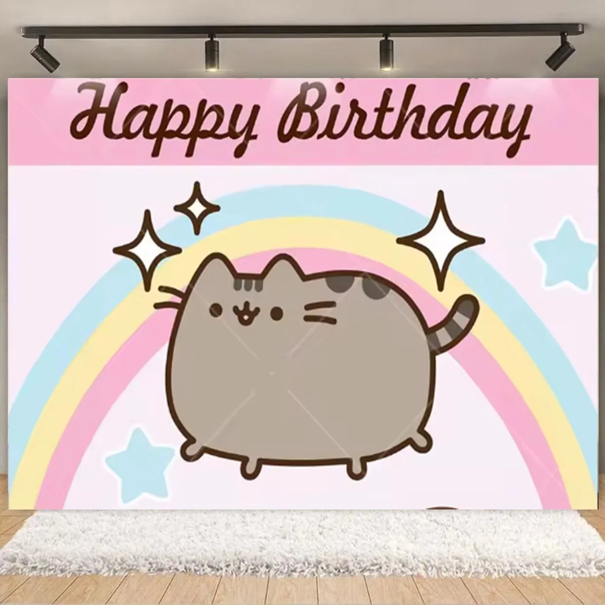 Fondo fotográfico de cumpleaños con gato gris cartoon, ideal para decoración de fiestas infantiles, baby shower y sesiones de fotografía.